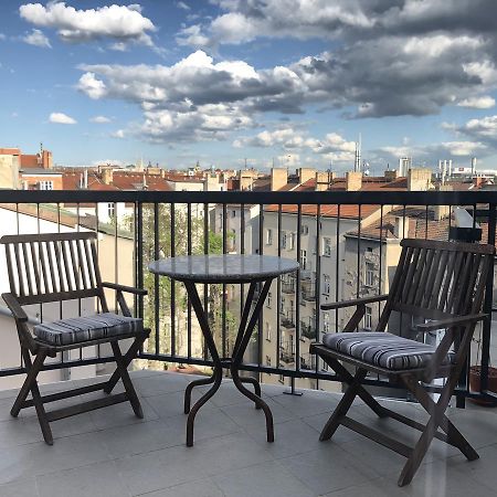 Ce Apartment Prague Castle Esterno foto